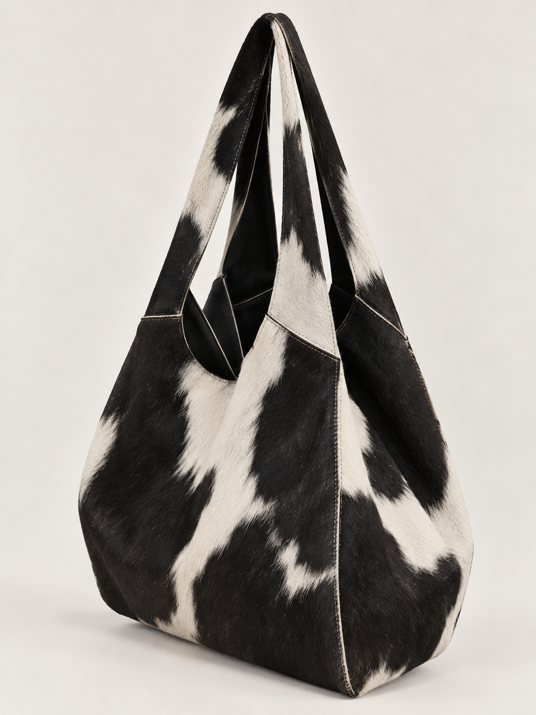 Oval Cut Cowhide Black